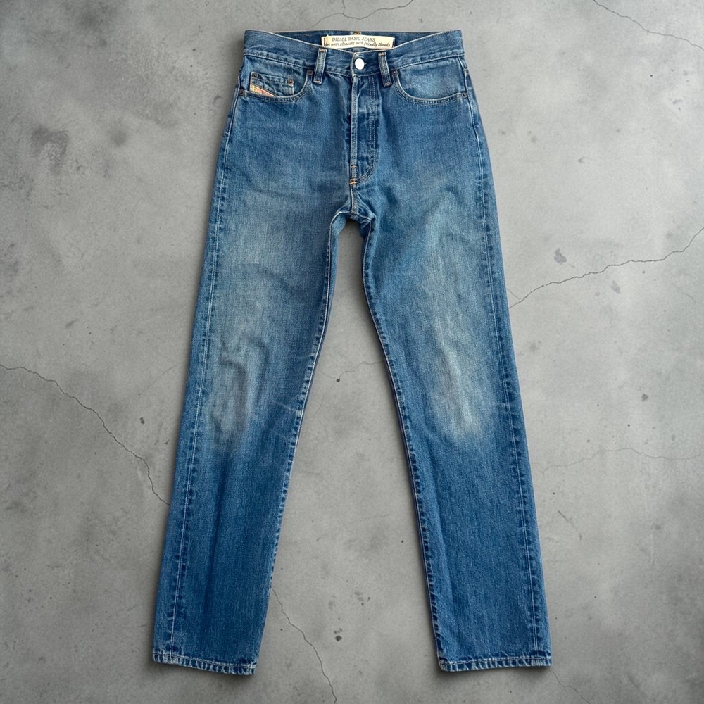 Diesel Fellow Mens Straight Leg Jeans Blue Wash Made in Italy Size 30 Fits 26x32